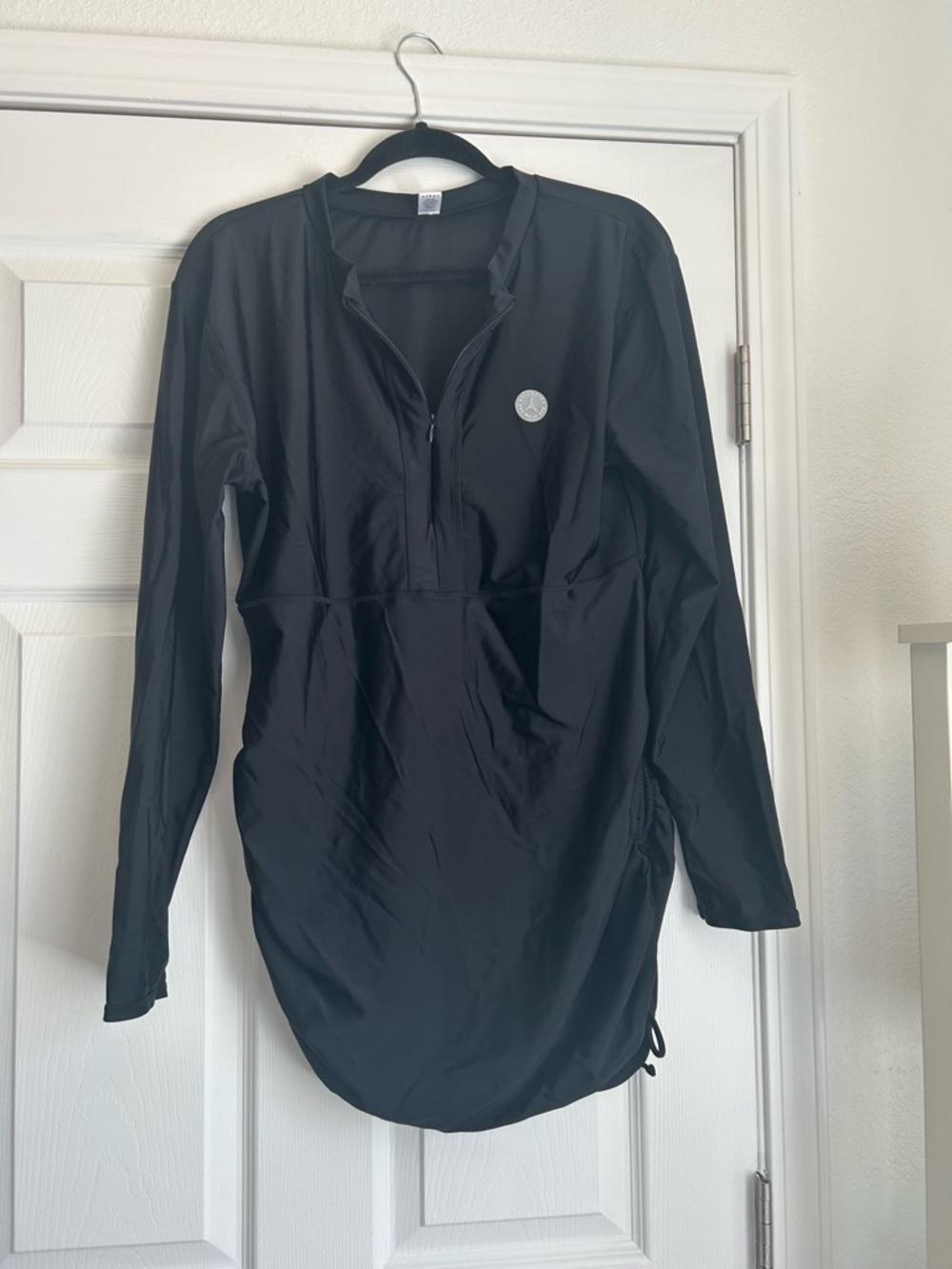 Relleciga black long sleeve swim shirt rash guard size 3x